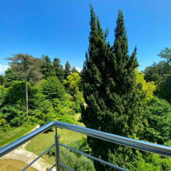 Продается 1-комнатная квартира, 32 м²