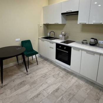 Продается 1-комнатная квартира, 35 м²