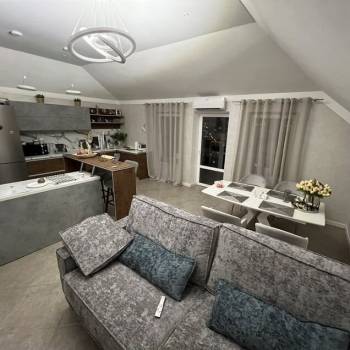 Продается Многокомнатная квартира, 115,8 м²