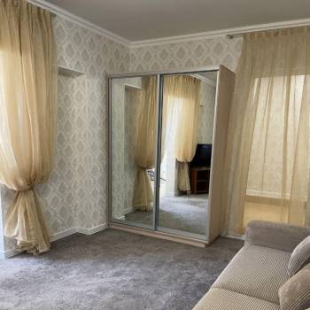 Сдается 1-комнатная квартира, 45 м²