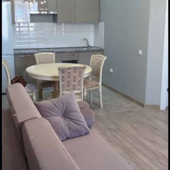 Сдается 1-комнатная квартира, 406 м²