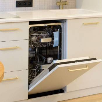 Продается 1-комнатная квартира, 34 м²