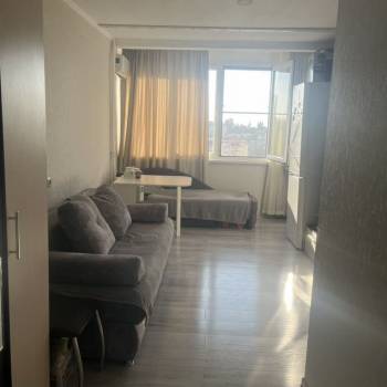 Продается 1-комнатная квартира, 18 м²