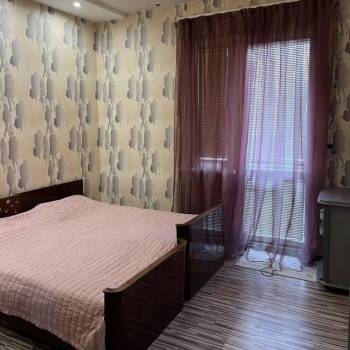 Сдается 1-комнатная квартира, 50 м²