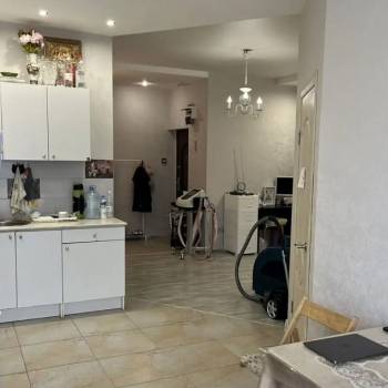 Сдается 1-комнатная квартира, 50 м²