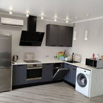 Сдается 1-комнатная квартира, 51,6 м²