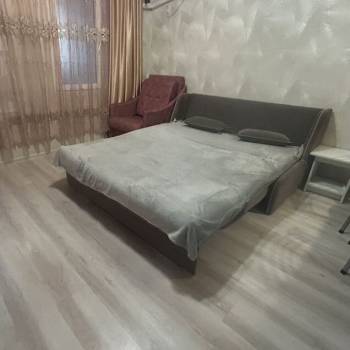 Сдается 1-комнатная квартира, 38 м²