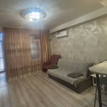 Сдается 1-комнатная квартира, 38 м²
