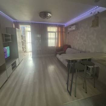 Сдается 1-комнатная квартира, 38 м²