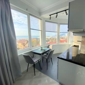 Сдается 1-комнатная квартира, 50 м²