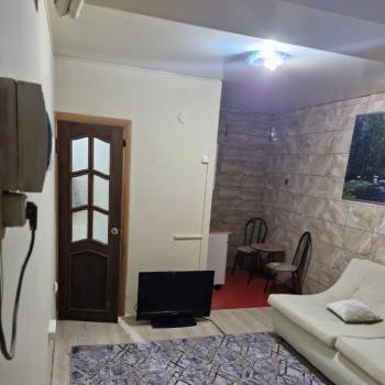 Продается 1-комнатная квартира, 18 м²