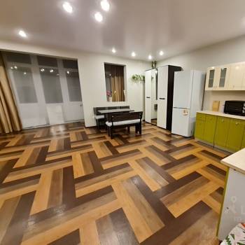 Продается 1-комнатная квартира, 45 м²