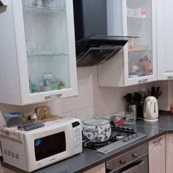 Продается 1-комнатная квартира, 54 м²