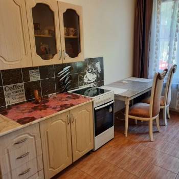 Сдается 1-комнатная квартира, 40 м²