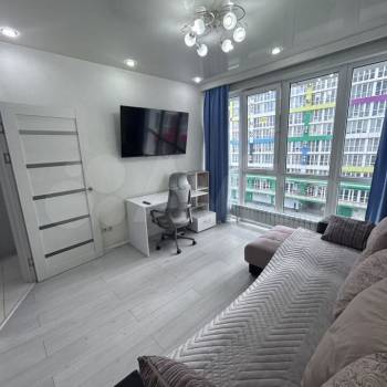 Сдается 1-комнатная квартира, 38 м²