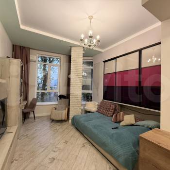 Продается 1-комнатная квартира, 45 м²