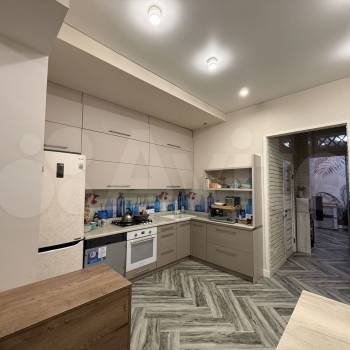 Продается 1-комнатная квартира, 45 м²