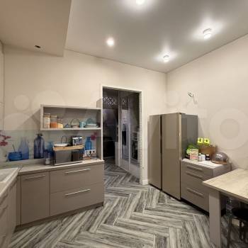 Продается 1-комнатная квартира, 45 м²