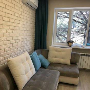 Продается 1-комнатная квартира, 38 м²