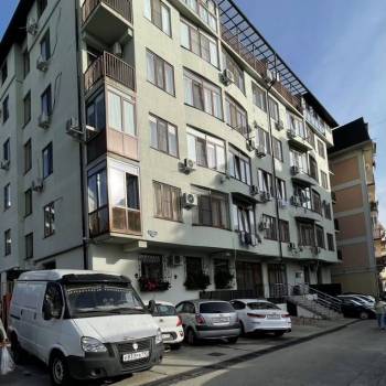 Сдается 1-комнатная квартира, 55 м²