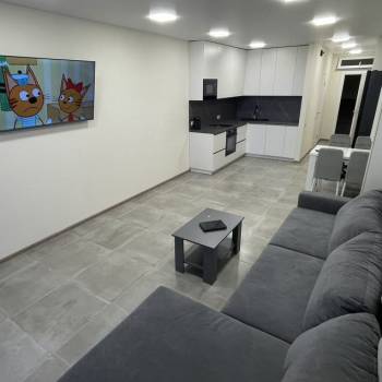 Сдается 1-комнатная квартира, 55 м²