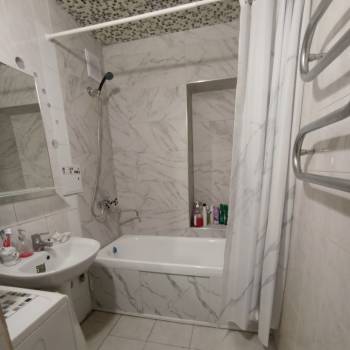 Продается 1-комнатная квартира, 37 м²