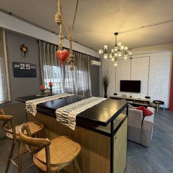 Продается 1-комнатная квартира, 49 м²