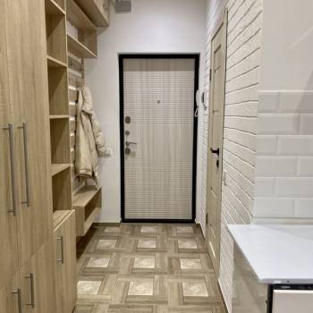 Продается 1-комнатная квартира, 30,4 м²