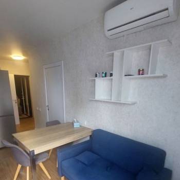 Продается 1-комнатная квартира, 37,8 м²