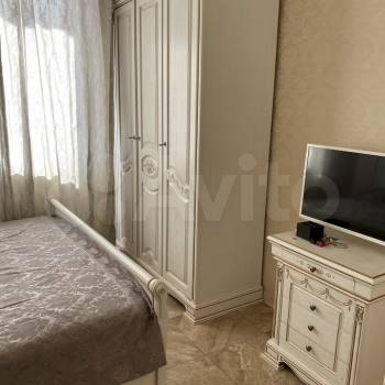 Сдается Многокомнатная квартира, 100 м²