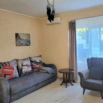 Продается 1-комнатная квартира, 35 м²