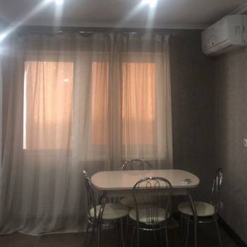 Сдается 2-х комнатная квартира, 74 м²