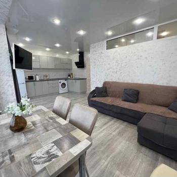 Сдается 2-х комнатная квартира, 50 м²