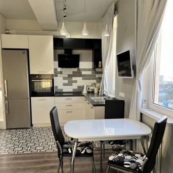 Продается 1-комнатная квартира, 36 м²