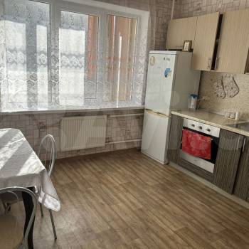 Сдается 1-комнатная квартира, 44 м²