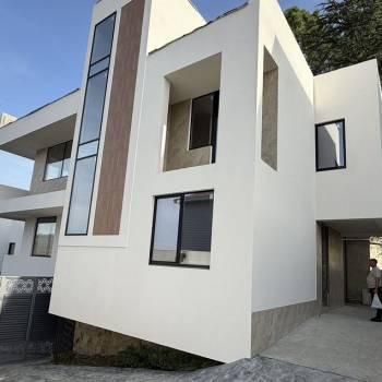 Продается Дом, 201 м²