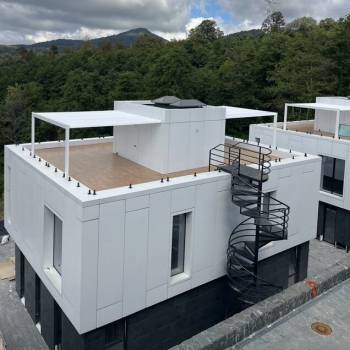 Продается Дом, 180 м²