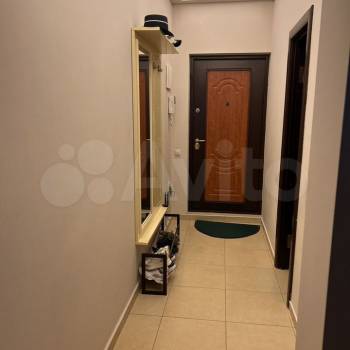 Сдается 1-комнатная квартира, 52 м²