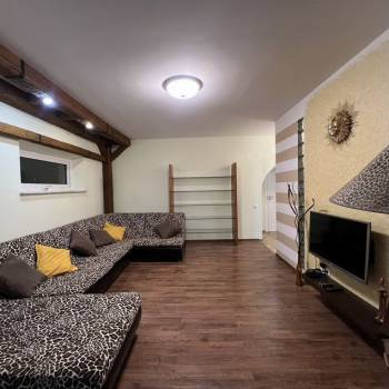 Сдается 2-х комнатная квартира, 65 м²