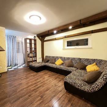 Сдается 2-х комнатная квартира, 65 м²