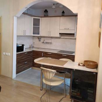 Продается 1-комнатная квартира, 41 м²