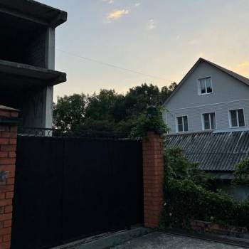 Продается Дом, 220 м²