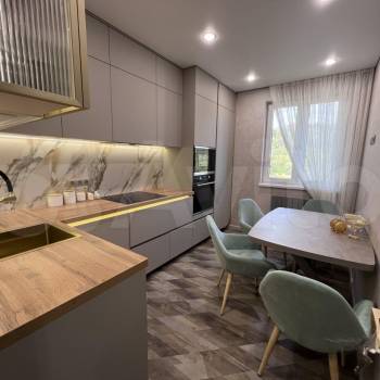 Сдается 2-х комнатная квартира, 67 м²