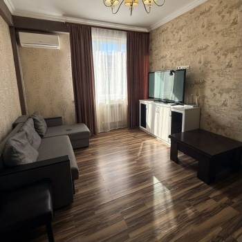 Сдается 1-комнатная квартира, 42 м²