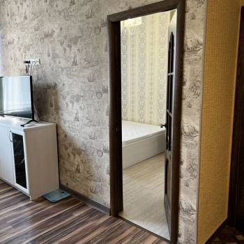 Сдается 1-комнатная квартира, 42 м²