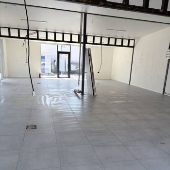 Сдается Нежилое помещение, 135 м²