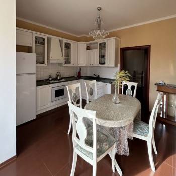 Сдается 2-х комнатная квартира, 87,6 м²