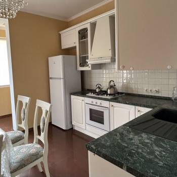 Сдается 2-х комнатная квартира, 87,6 м²