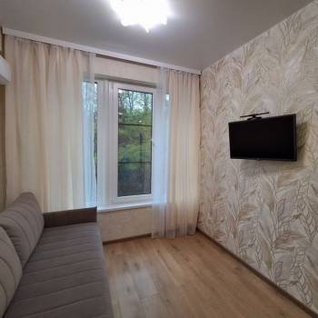 Сдается 1-комнатная квартира, 42 м²