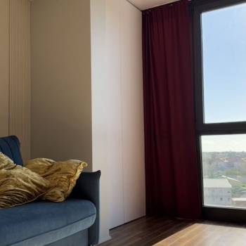 Сдается 1-комнатная квартира, 58 м²